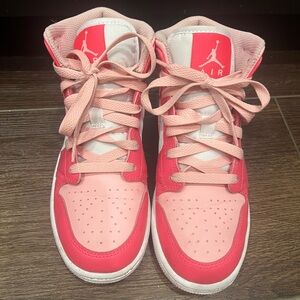 Nike Air Jordan 1 Fierce Pink